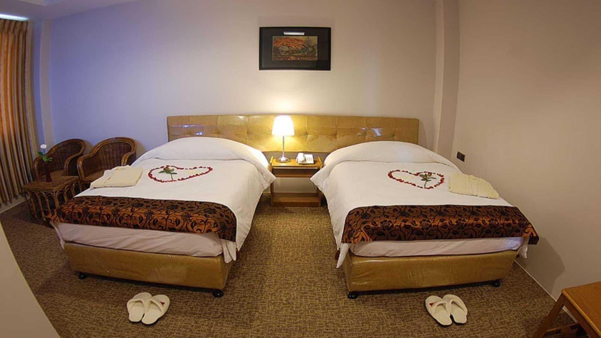 Holiday Hotel Yangon Luaran gambar